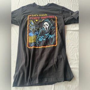 Ghost Face “The Icon of Halloween” Tee Medium